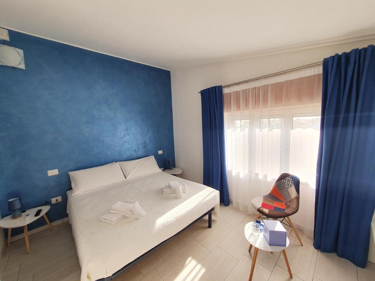 Blue Velvet Rooms Tortoli Exterior photo