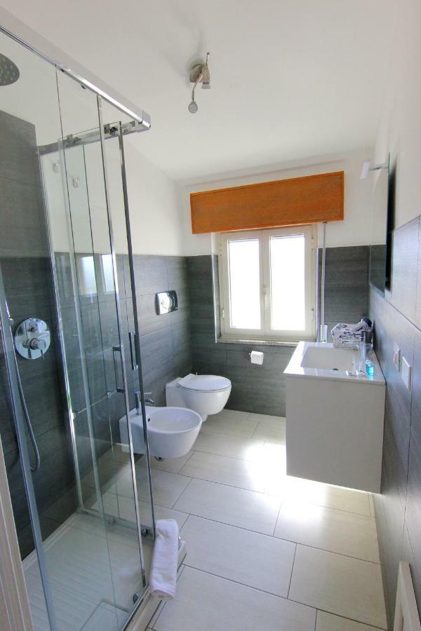 Blue Velvet Rooms Tortoli Exterior photo