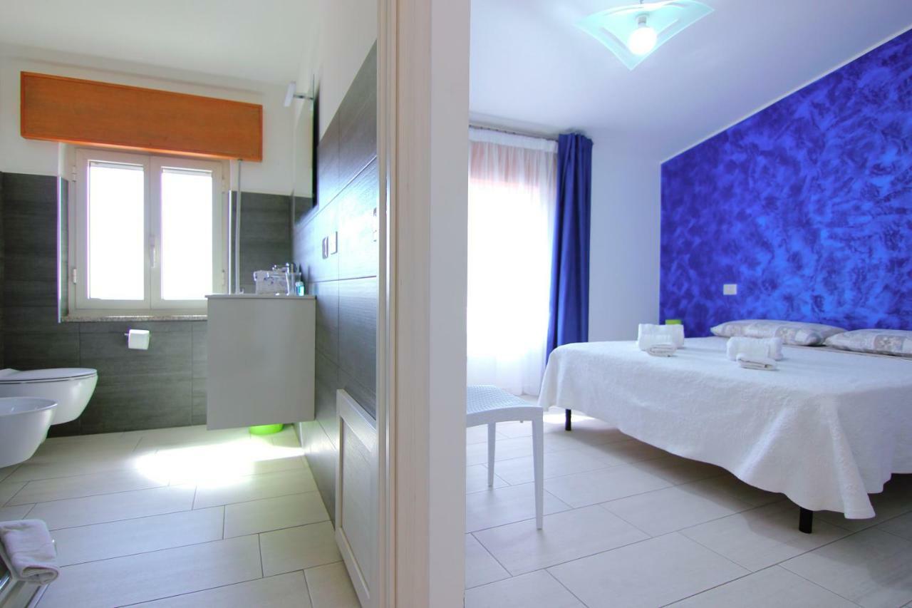 Blue Velvet Rooms Tortoli Exterior photo